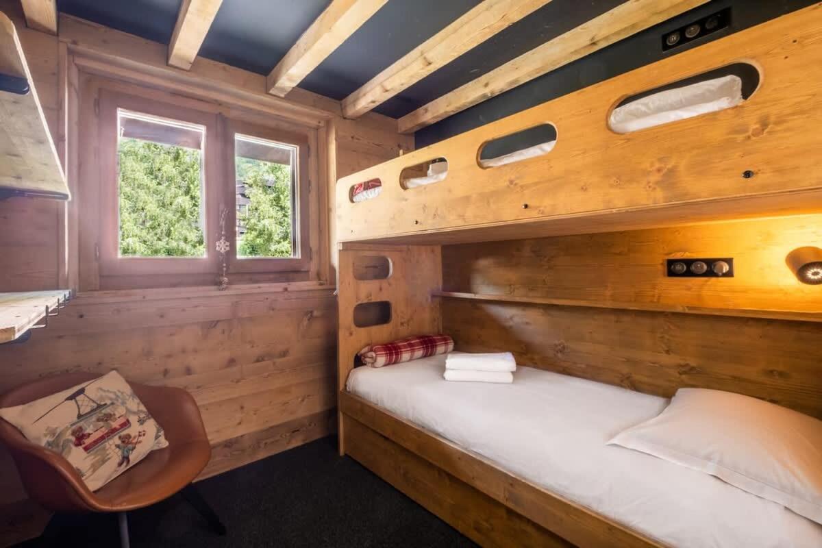 Chalet Racar Pour 4 Personnes, Centre Ville Et Vue Sur La Montagne Chamonix Exterior photo